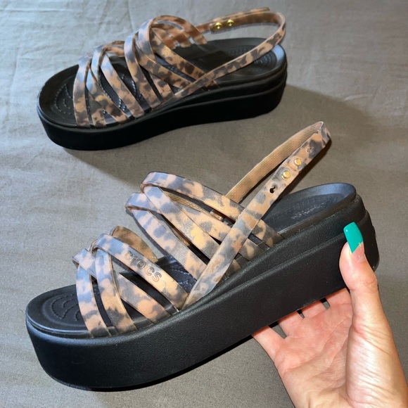 Crocs Platform Sandals Women 6 - Picture 7 of 7